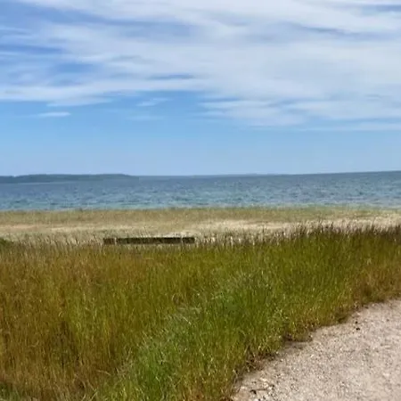 Cozy Summer House, Only 150 Meters From The Water, Casa vacanze Børkop