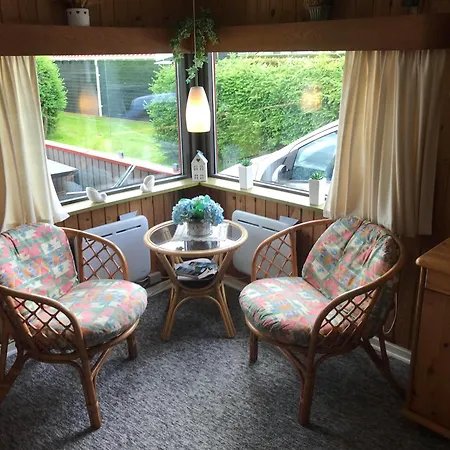 Cozy Summer House, Only 150 Meters From The Water, Casa vacanze Børkop